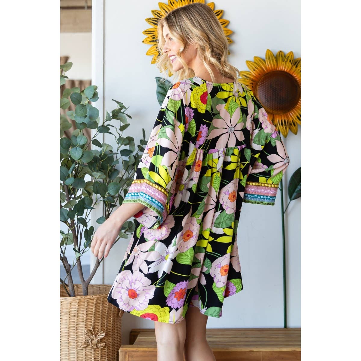 Vintage Big Floral Embroidered Neckline Dress *Final Sale*