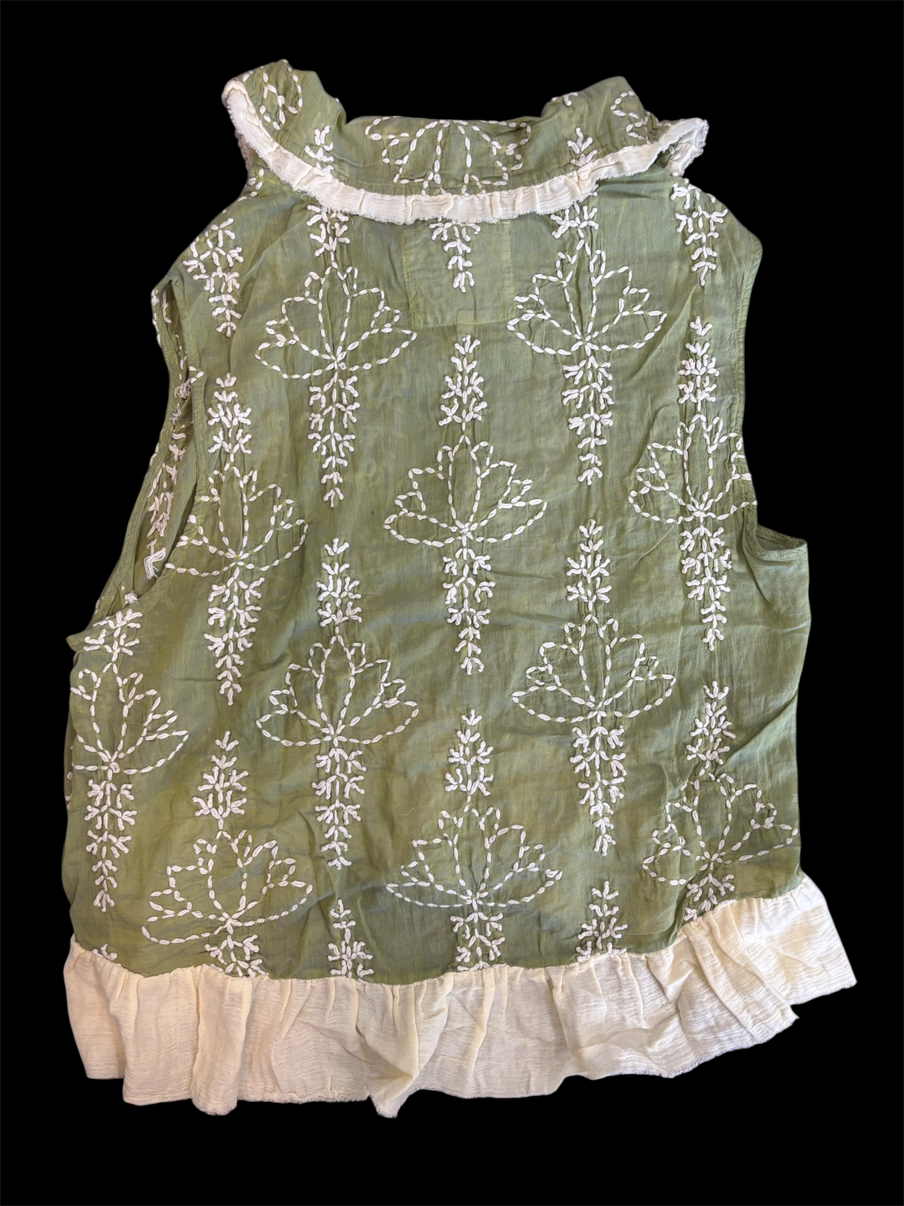 Green Embroidery Ruffle Vest