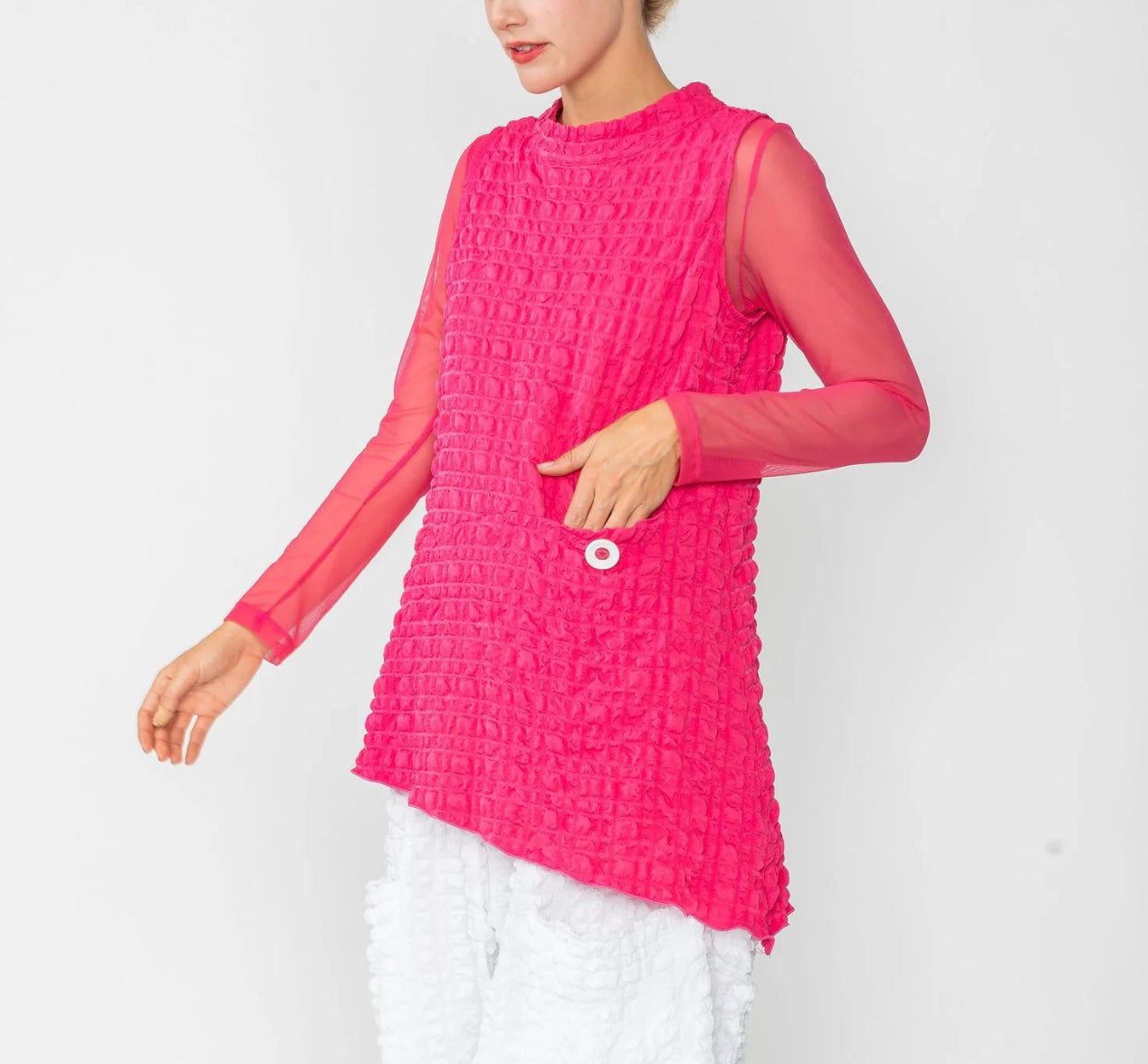 IC Collection Bubble Check Sleeveless Top - Fuchsia