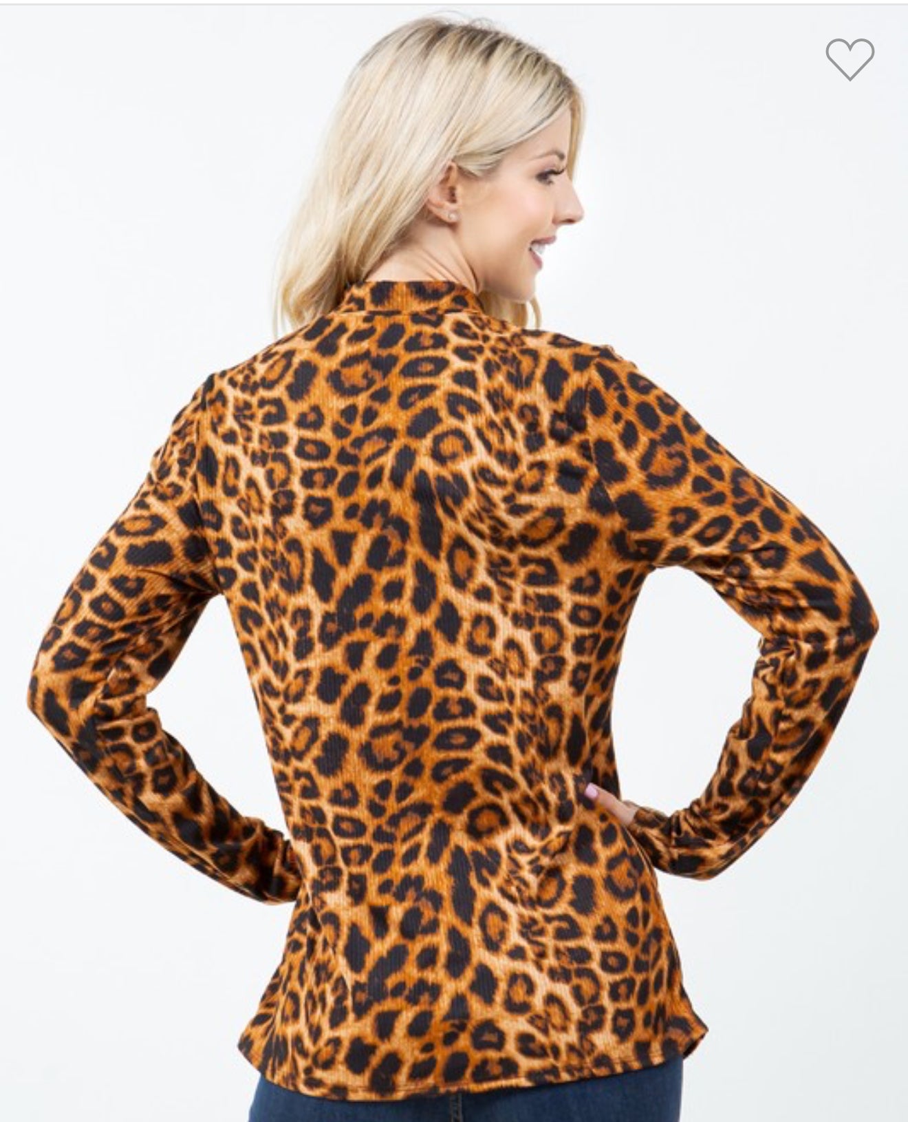 Leopard Mock Neck Layering shirt