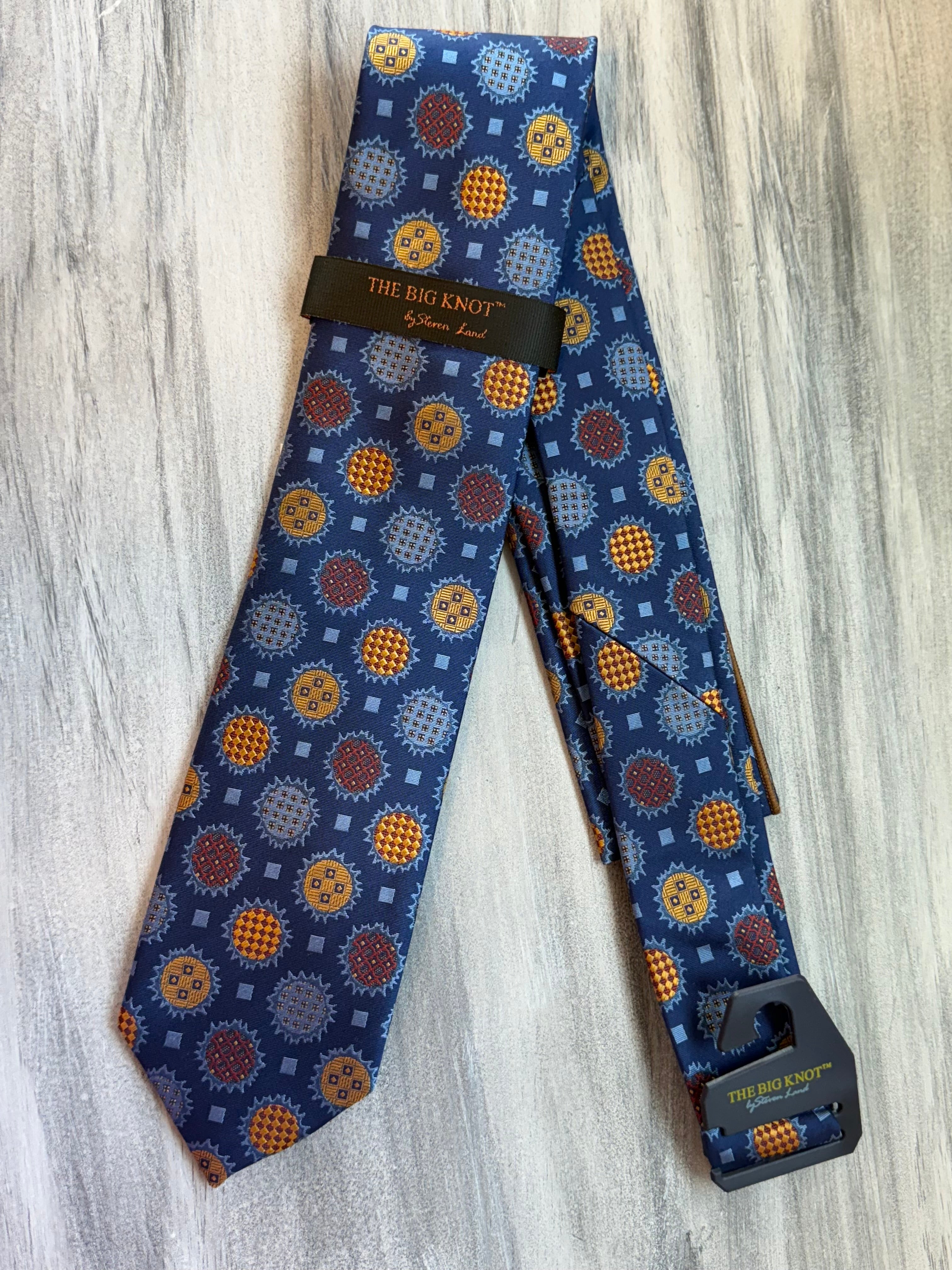 The Solstice Silk Tie & Hanky - Navy