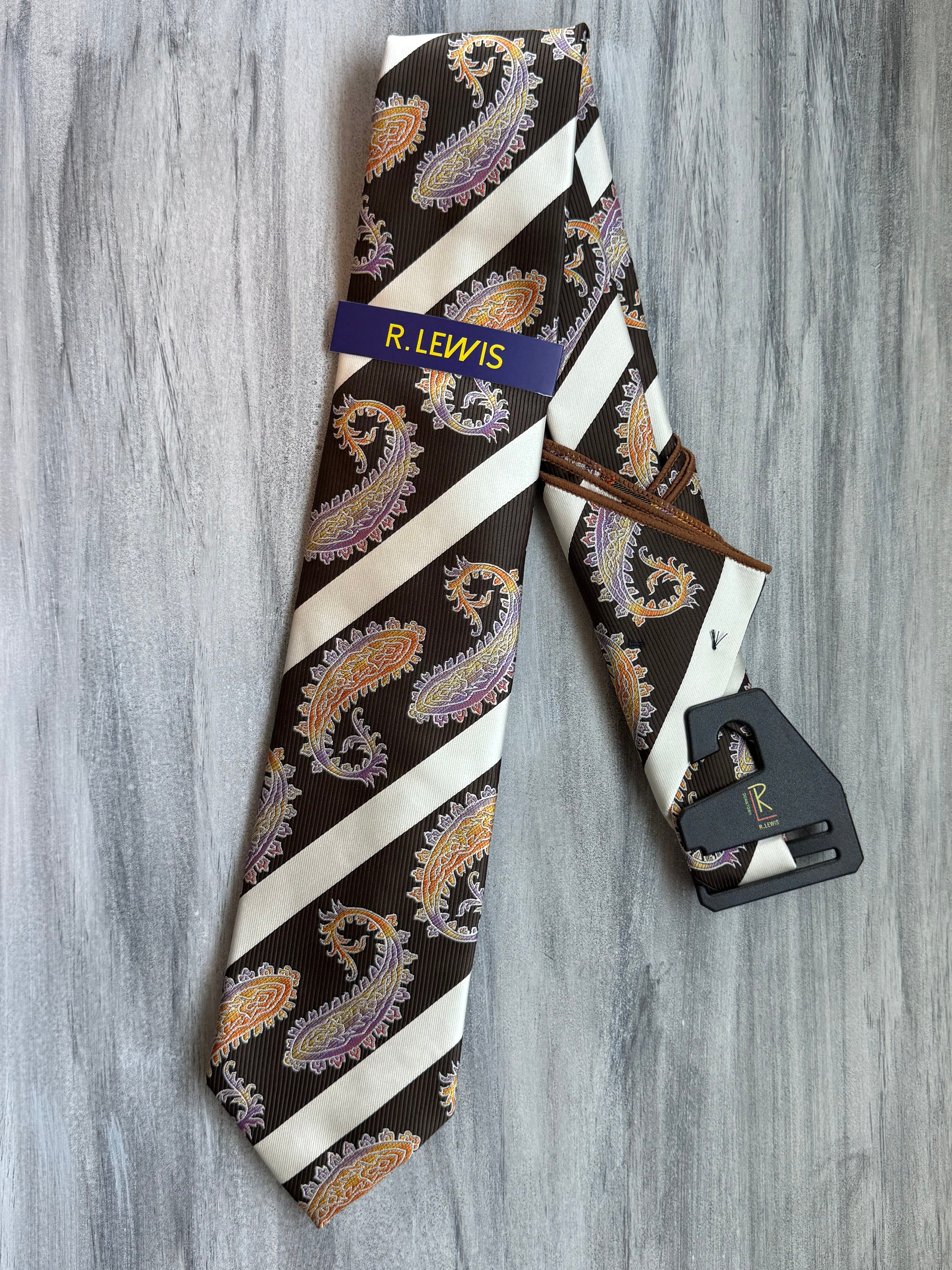 DT122 - Brown