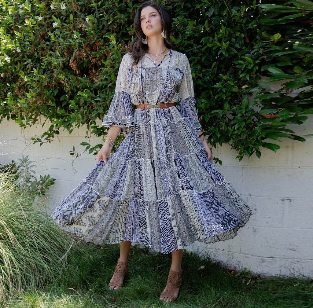 Timeless Elegance Dress -Black