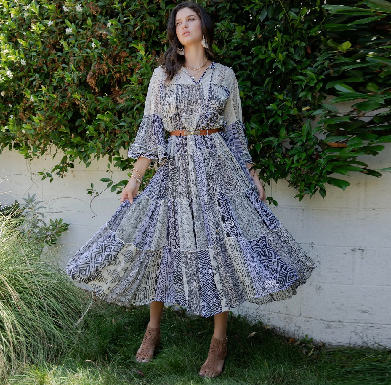 Timeless Elegance Dress -Black