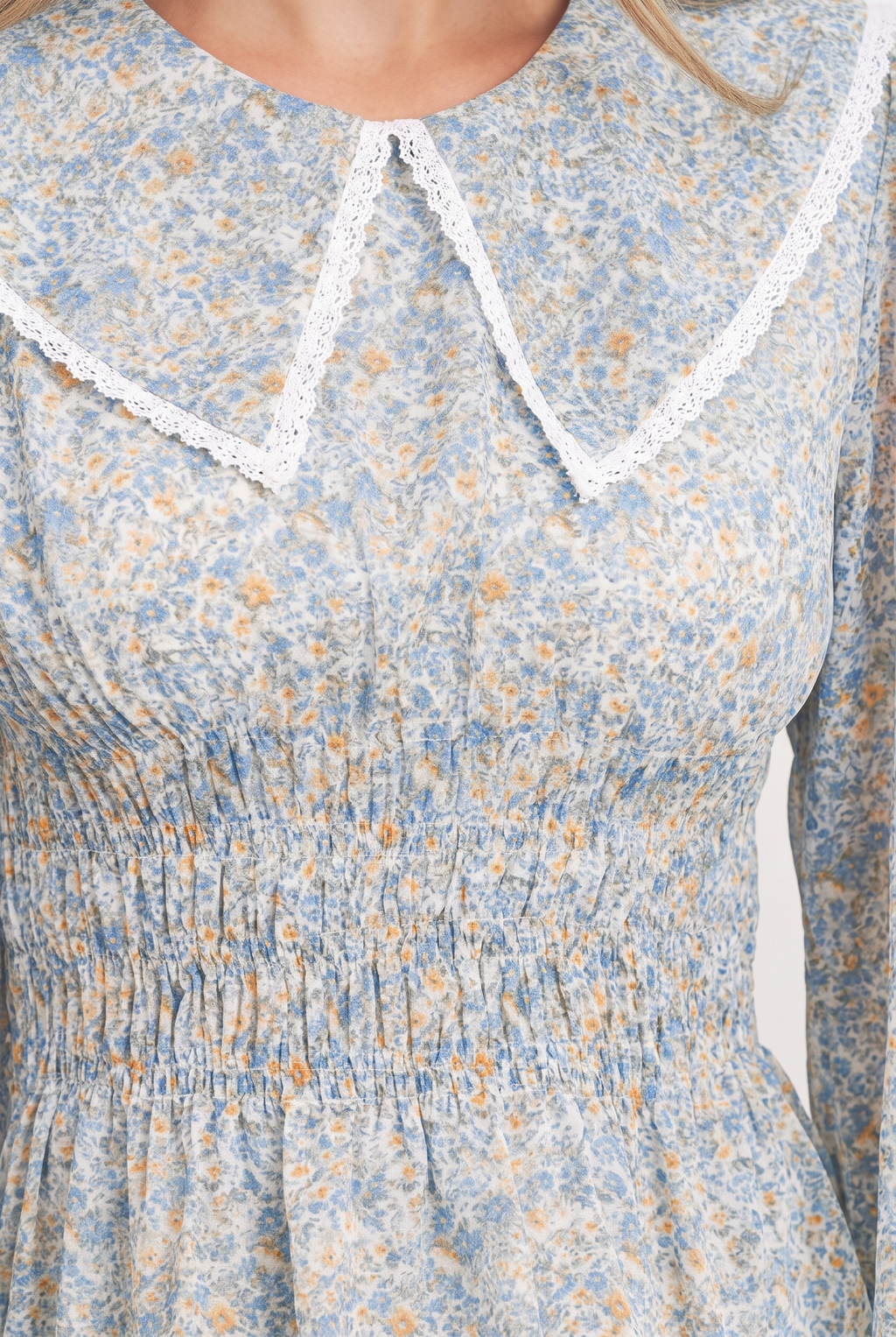 C12513A Floral Print Blouse with Lace Collar