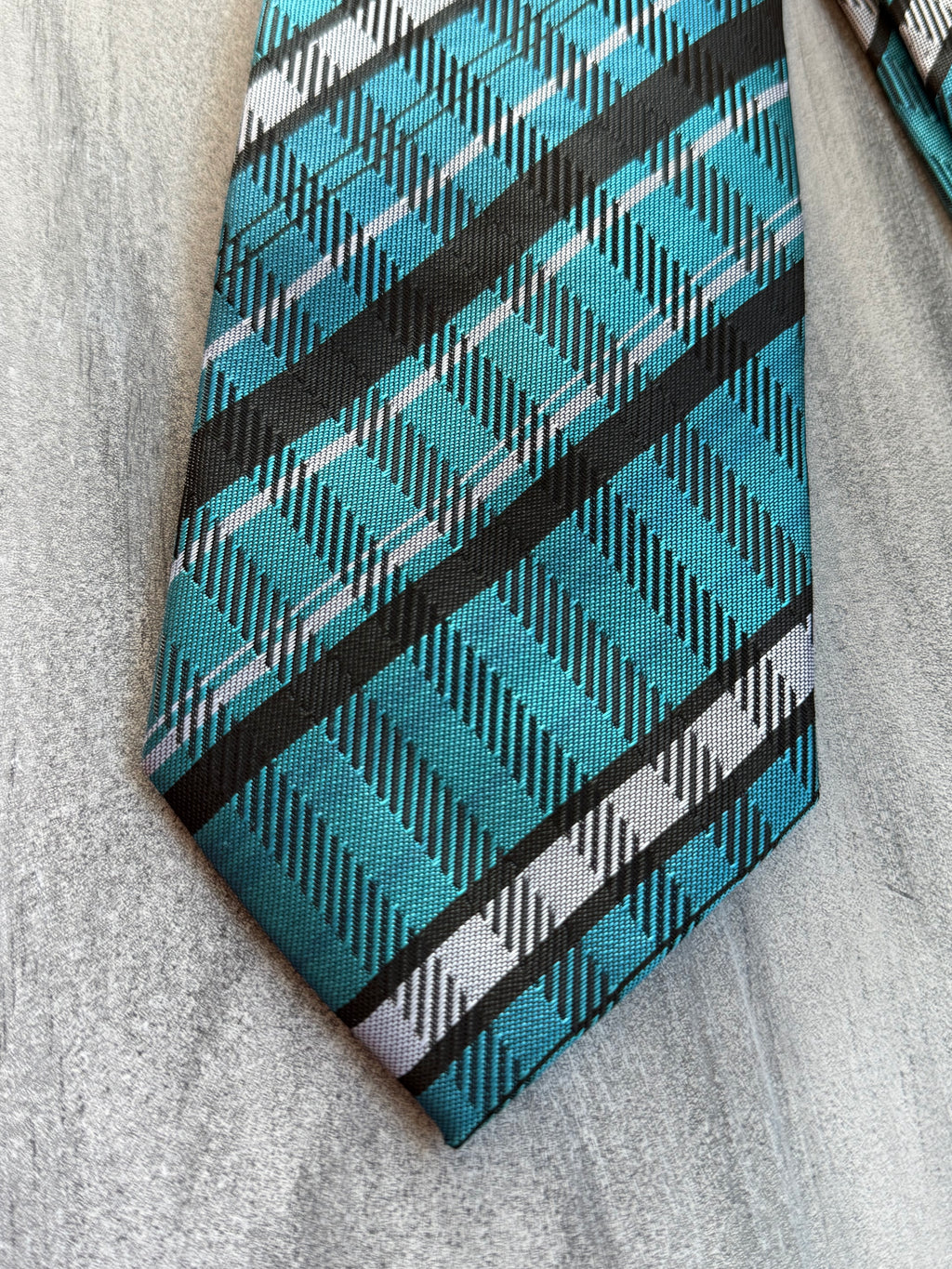 FVO5 Tie - Turquoise