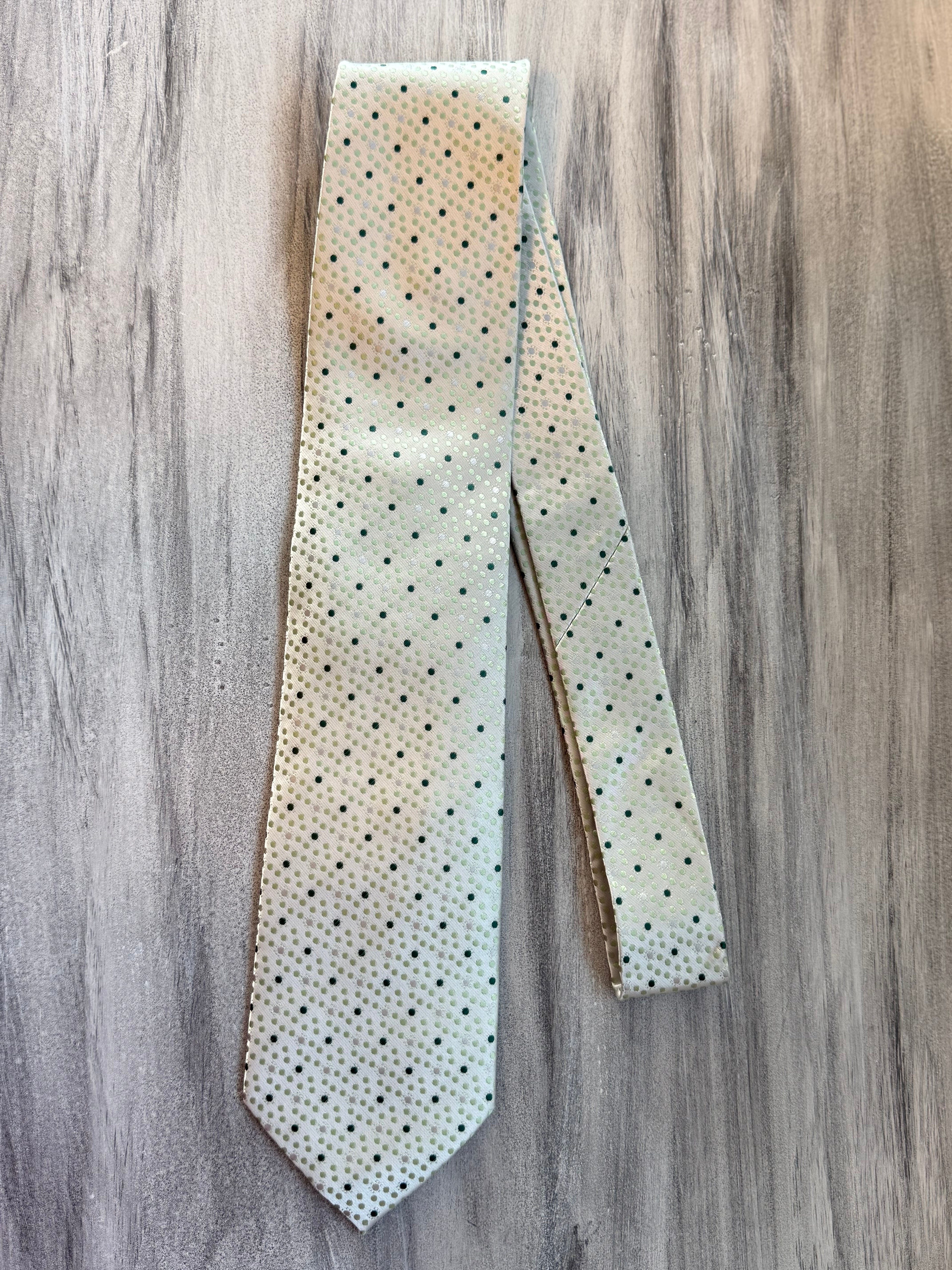 FM11 Tie - Green