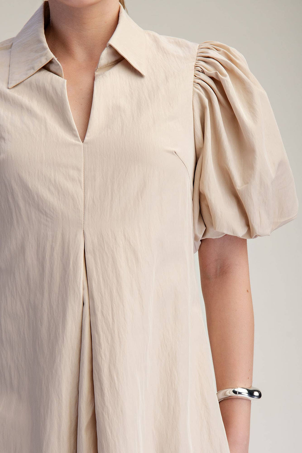 Collar V-Neck Puff Sleeve Pleated Midi Dress