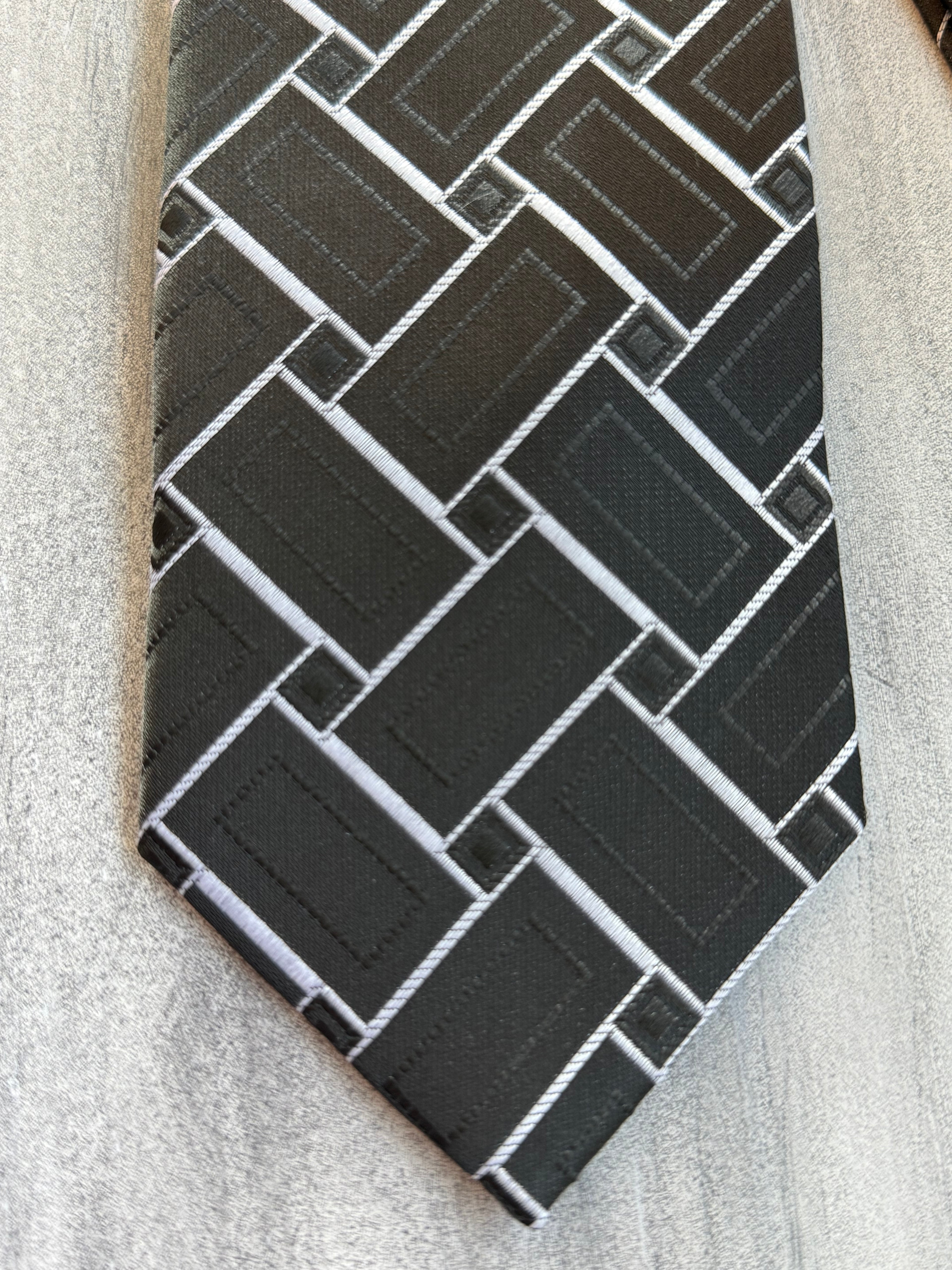 FZ9 Tie - Black