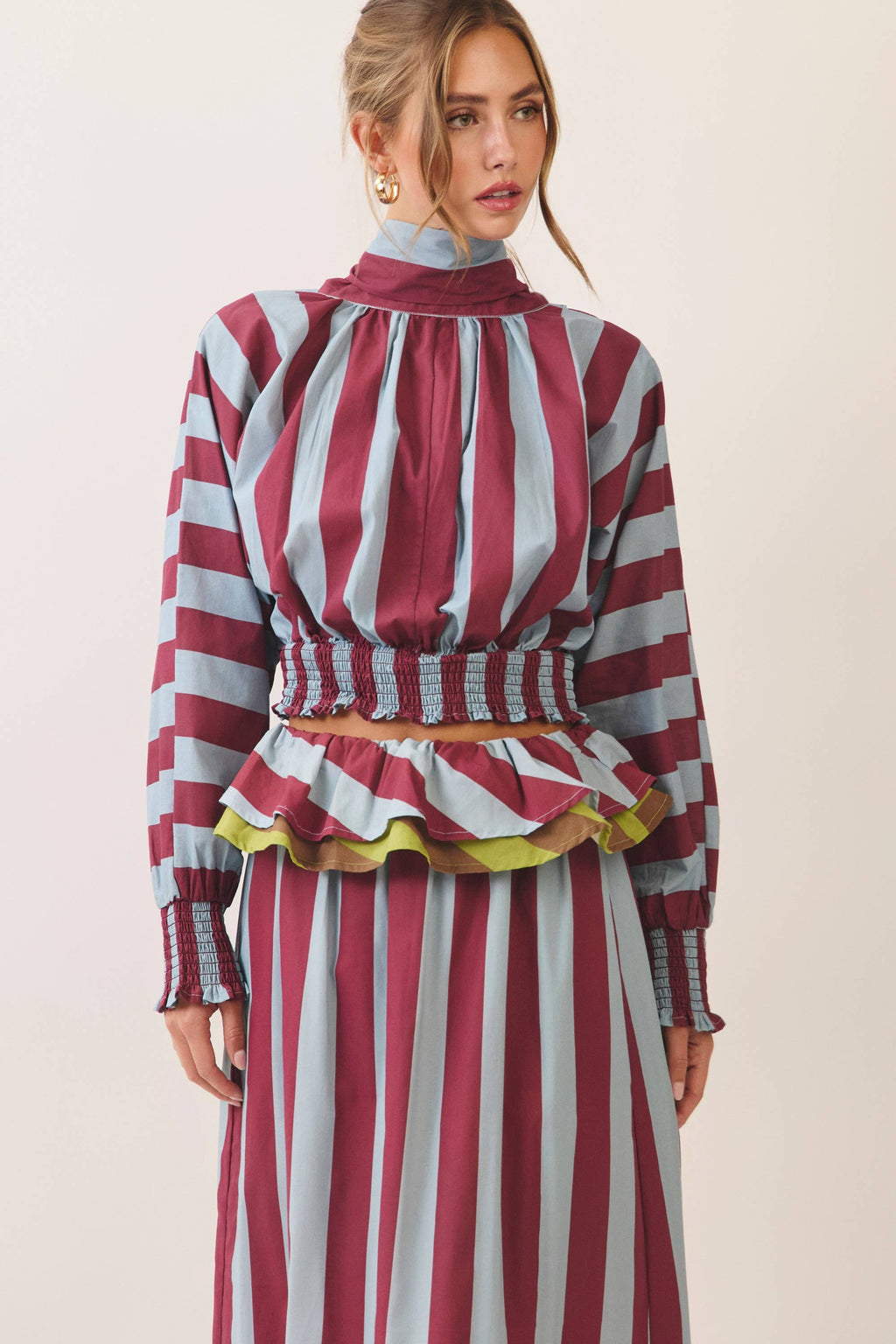Striped tie-back Set