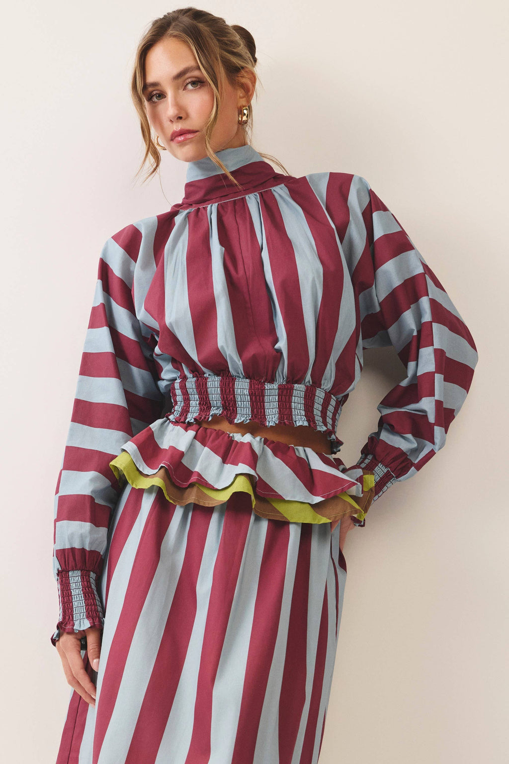 Striped tie-back Set