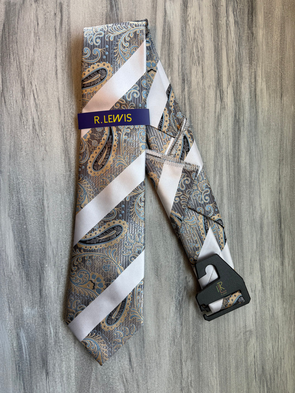 DT32 - Grey