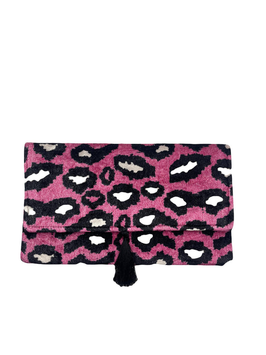 VELVET PINK LEOPARD PRINT CLUTCH