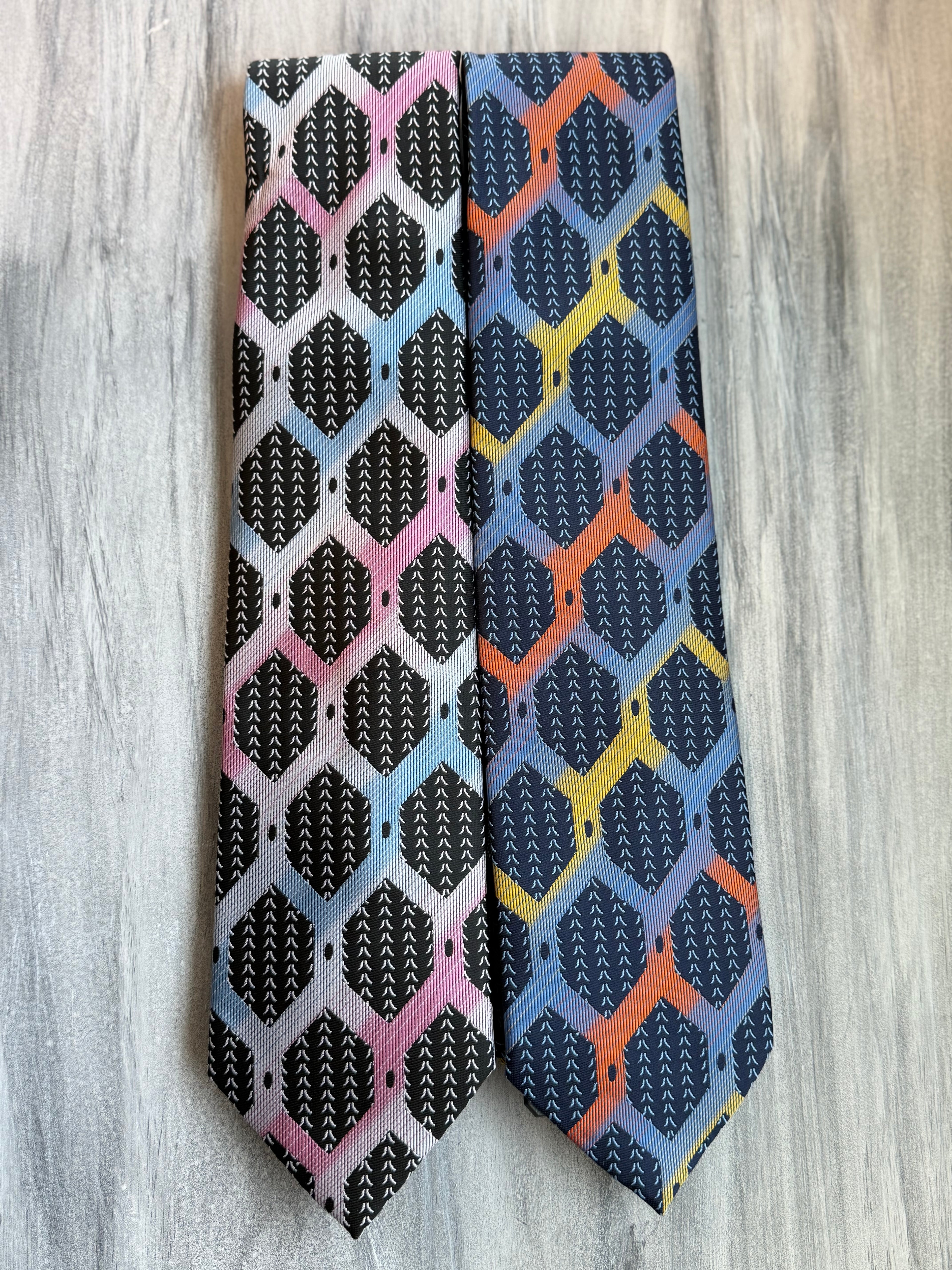 DT118 - Navy