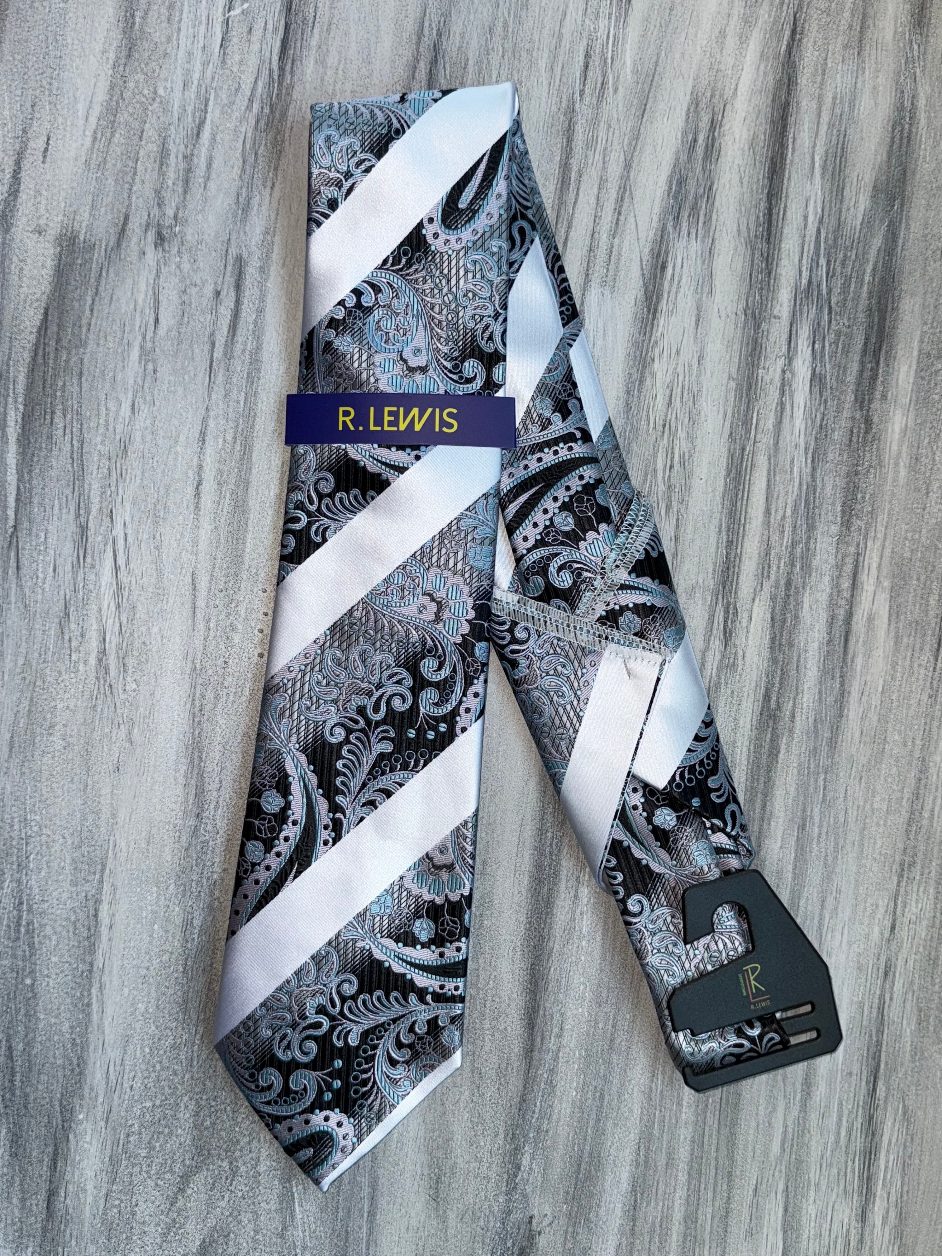 DT32 - Black