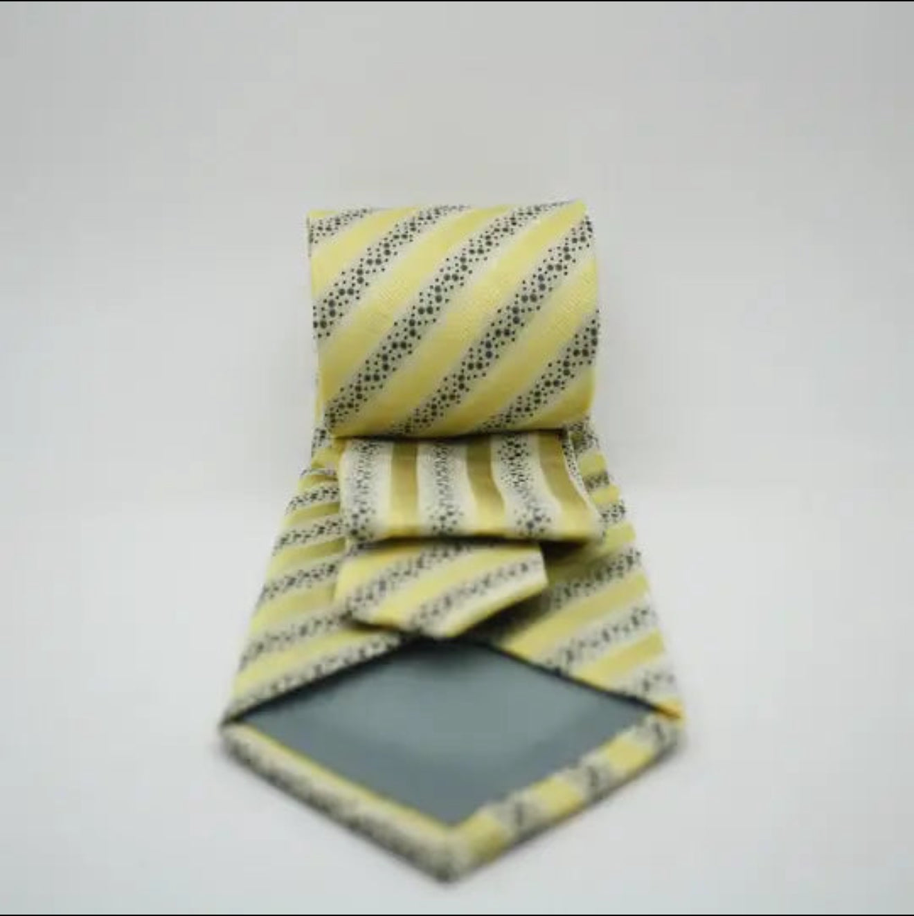 FZO5 Tie - Yellow