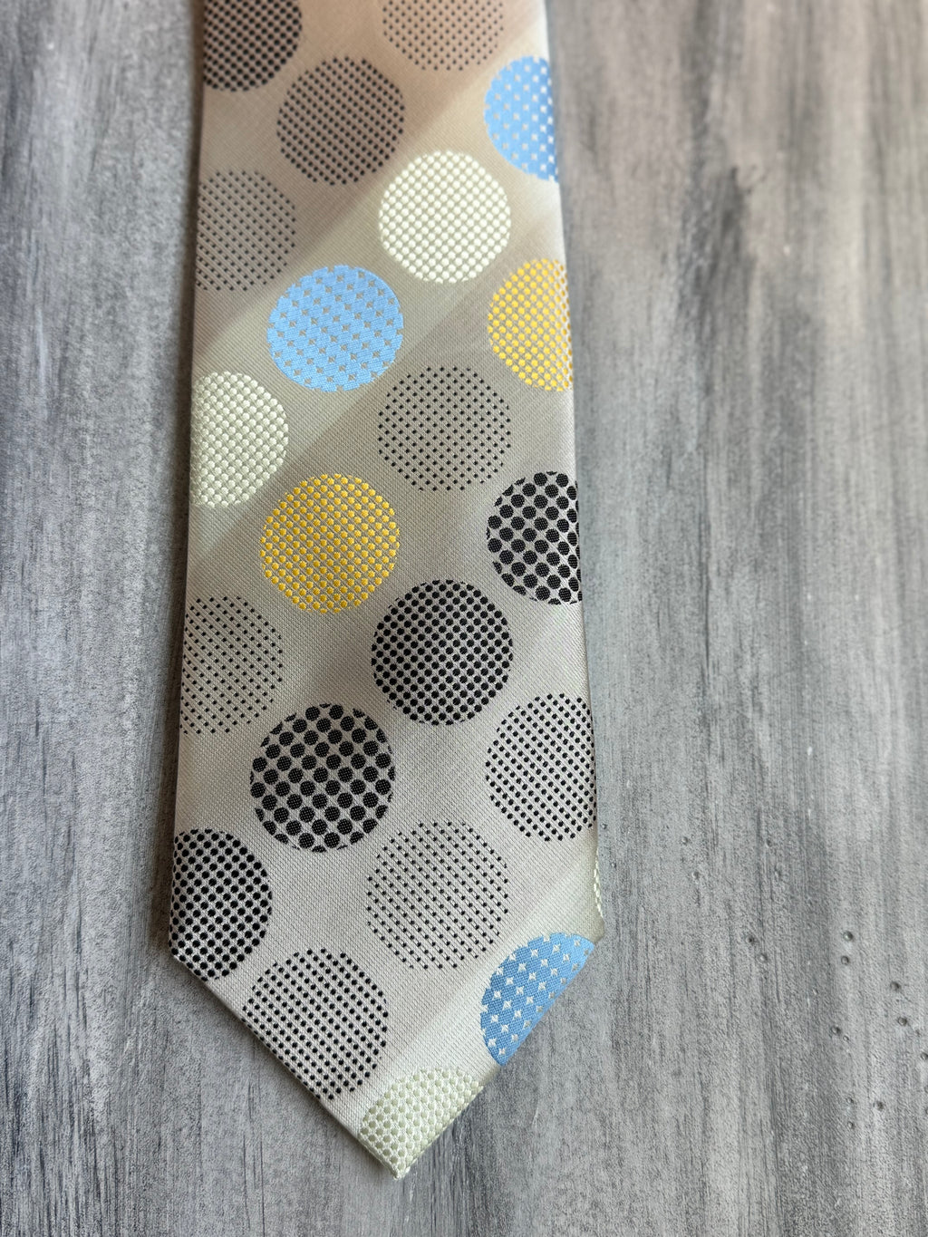 DT127 - Silver