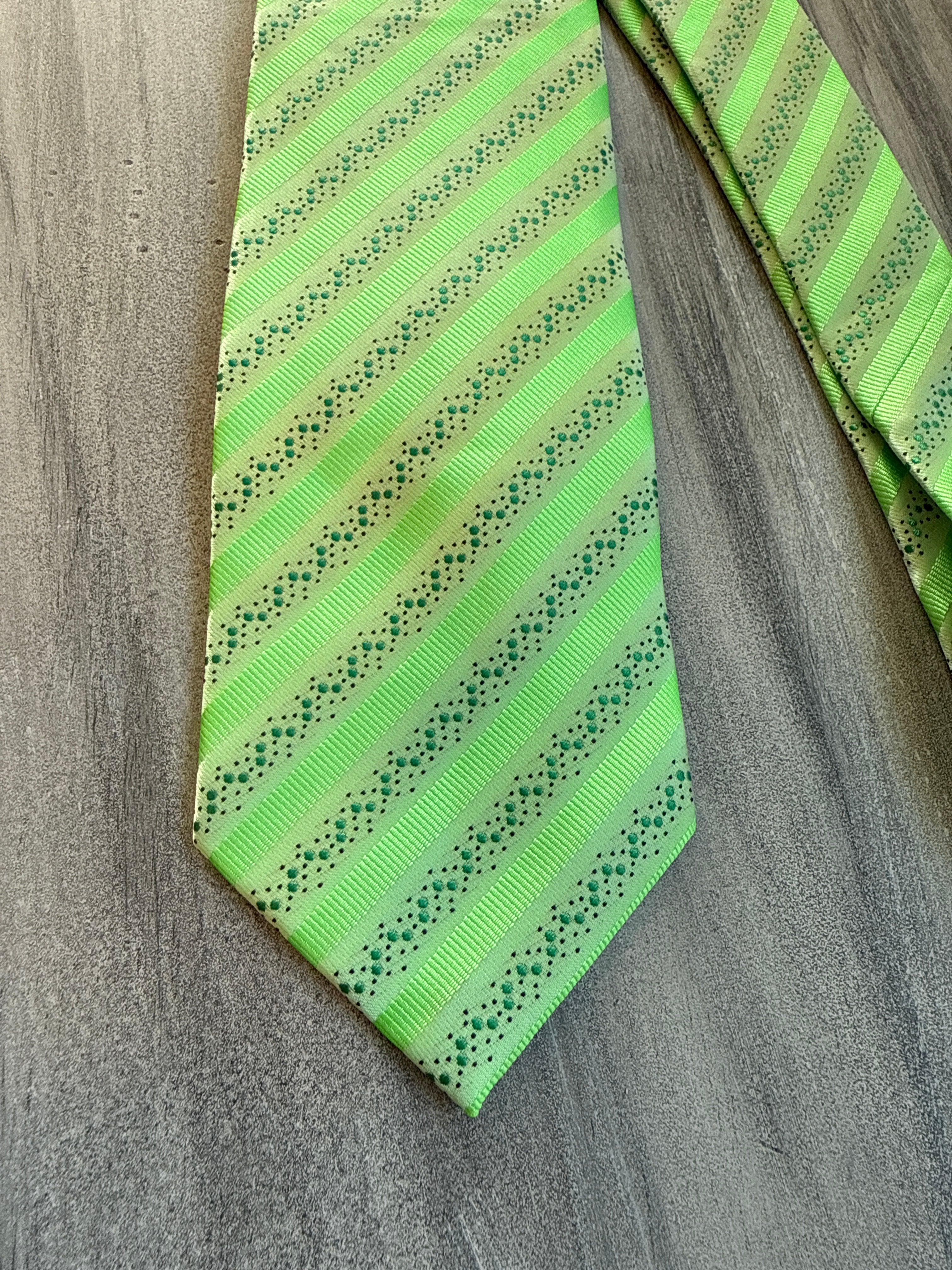 FZO2 Tie - Green