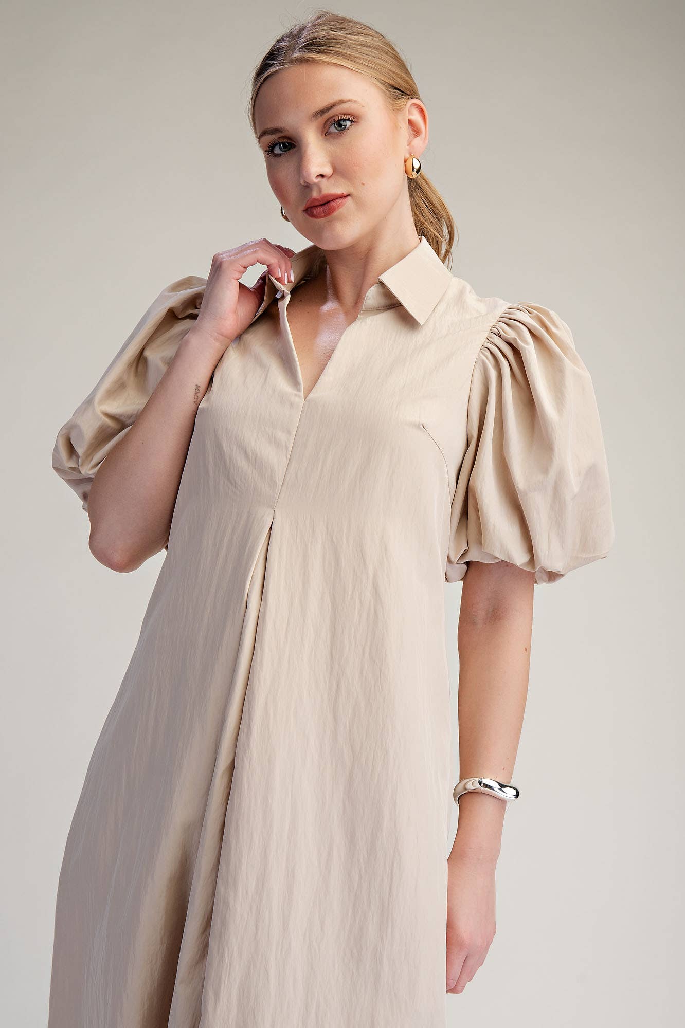 Collar V-Neck Puff Sleeve Pleated Midi Dress