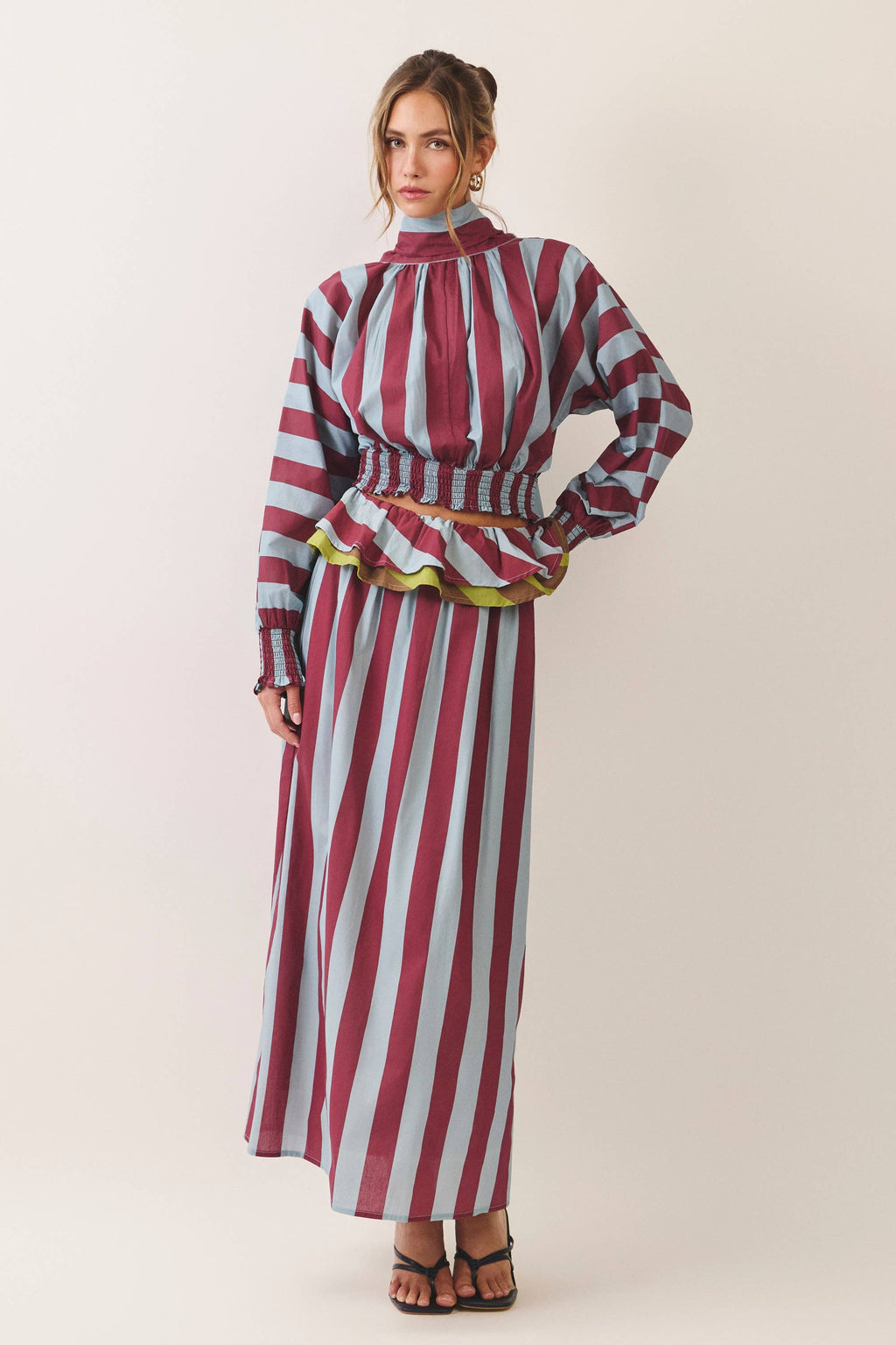 Striped tie-back Set